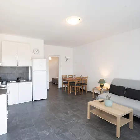 A&a House Mykonos B Апартаменты *