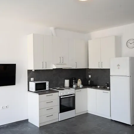 A&a House Mykonos B Апартаменты *